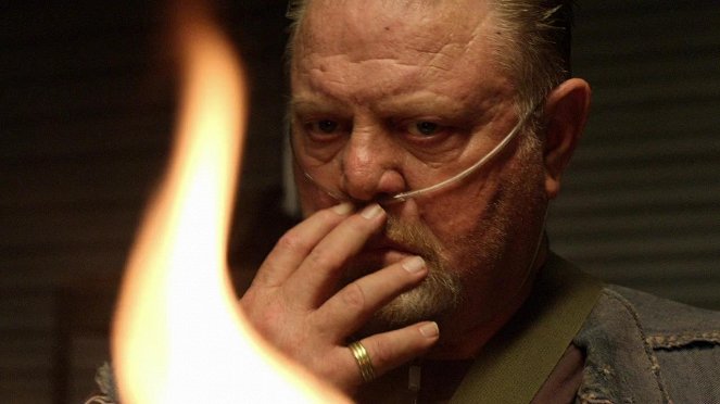 Sons of Anarchy - Giving Back - Van film - William Lucking