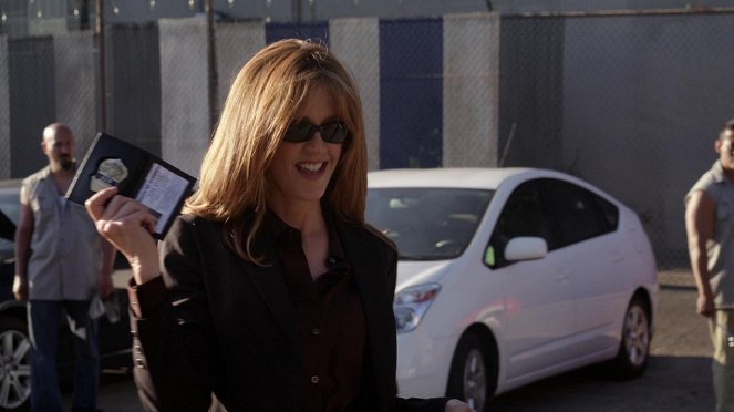 Sons of Anarchy - AK-51 - Photos - Ally Walker