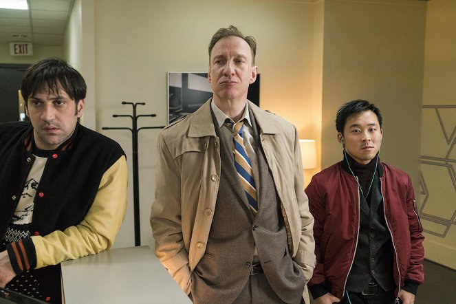 Fargo - Season 3 - Principle of Restricted Choice - Photos - Goran Bogdan, David Thewlis, Andy Yu