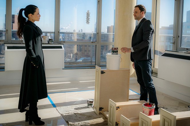 Elementary - Up to Heaven and Down to Hell - Van film - Lucy Liu, Jonny Lee Miller