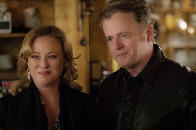 Elementary - Up to Heaven and Down to Hell - Photos - Virginia Madsen, Aidan Quinn