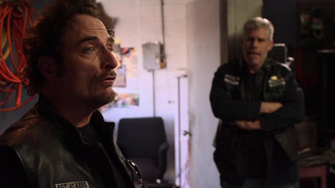 Sons of Anarchy - The Pull - Photos - Kim Coates