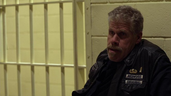 Sons of Anarchy - Hell Followed - Photos - Ron Perlman