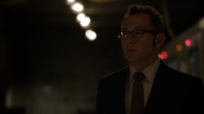 Person of Interest - The Devil You Know - Photos - Michael Emerson