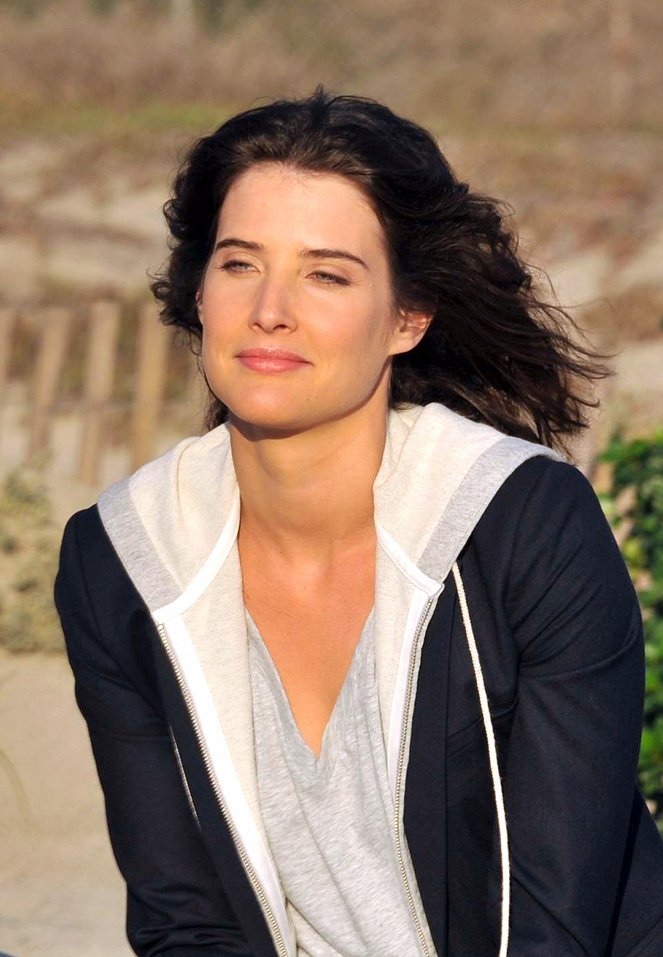 How I Met Your Mother - Sunrise - Photos - Cobie Smulders