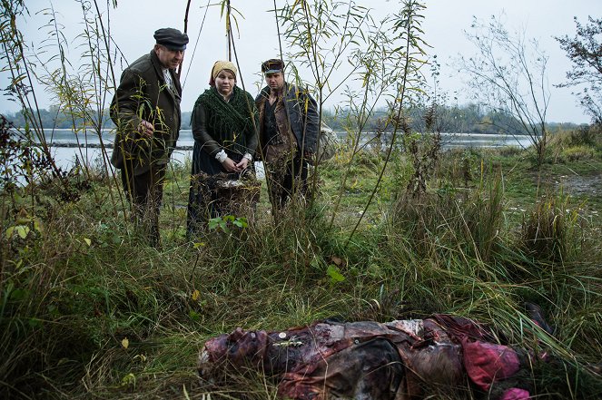 Vraždy na přelomu století - Poběhlice - Z filmu - Jacek Grondowy, Kinga Ciesielska, Aleksander Janiszewski