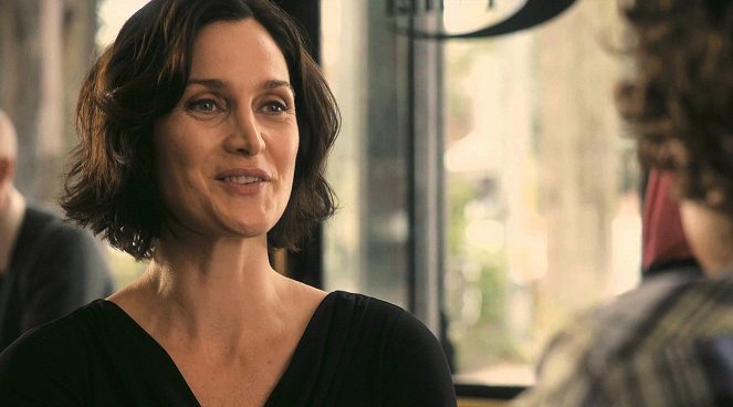The Boy Who Smells Like Fish - Photos - Carrie-Anne Moss