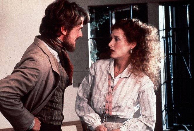 A Amante do Tenente Francês - Do filme - Jeremy Irons, Meryl Streep