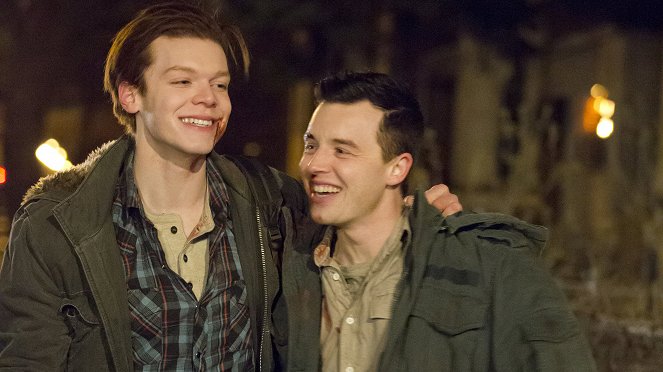 Shameless - South Side Rules - Photos - Cameron Monaghan, Noel Fisher