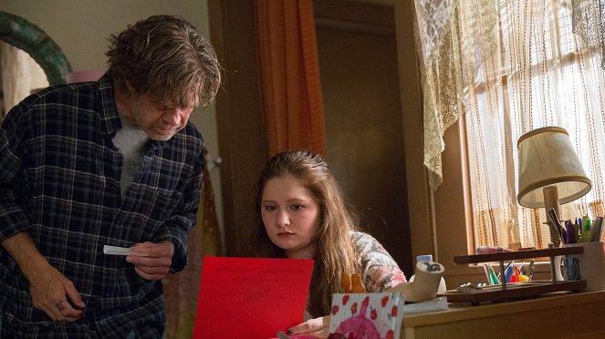 Shameless - Going Once, Going Twice - Photos - William H. Macy, Emma Kenney