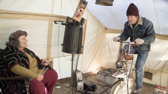 Shameless - A Yurt of One's Own - Photos - William H. Macy