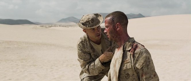 Überleben - Ein Soldat kämpft niemals allein - Filmfotos - Tom Cullen, Armie Hammer