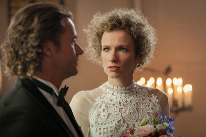 Chaos-Queens - Die Braut sagt leider nein - Z filmu - Stephan Luca, Adina Vetter