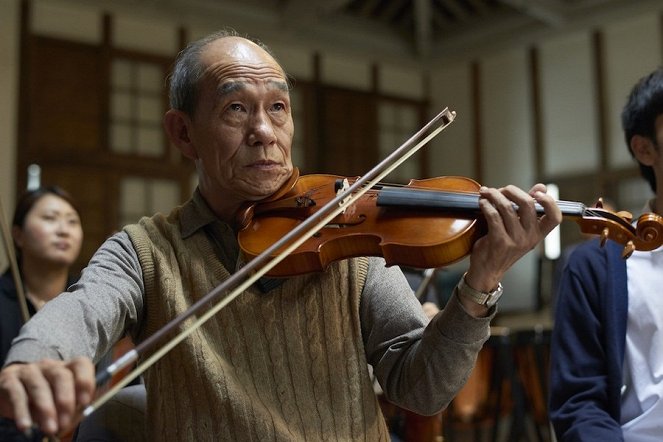 Starci v orchestru - Z filmu - Takaši Sasano