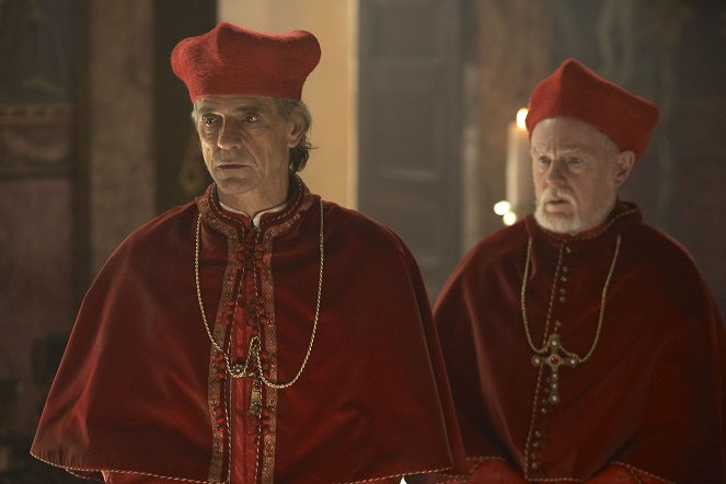 The Borgias - The Poisoned Chalice - Photos - Jeremy Irons, Derek Jacobi