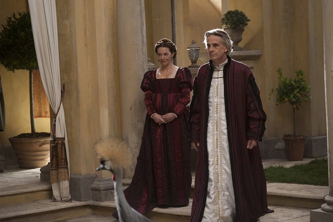 The Borgias - The Wolf and the Lamb - Photos - Joanne Whalley, Jeremy Irons