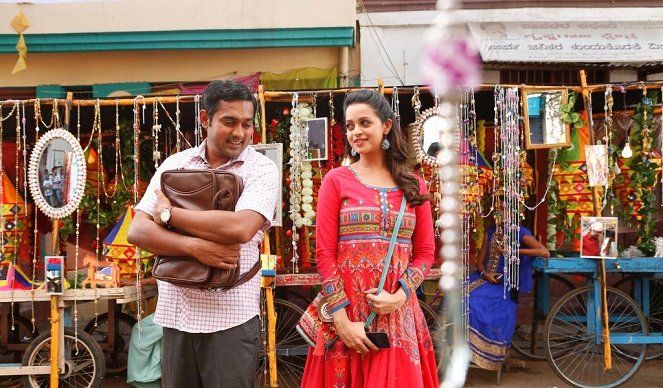 Adventures of Omanakuttan - Photos - Asif Ali, Bhavana