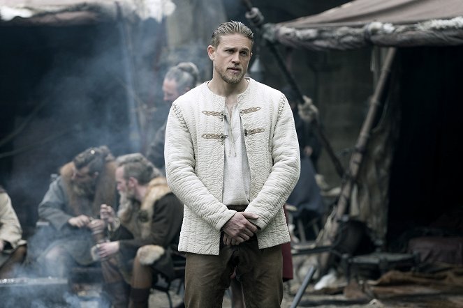 Král Artuš: Legenda o meči - Z filmu - Charlie Hunnam