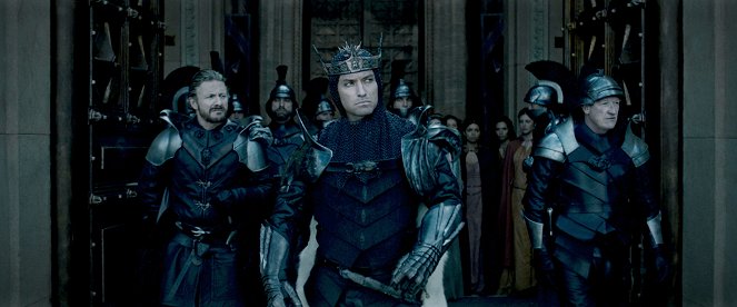 Kráľ Artuš: Legenda o meči - Z filmu - Jude Law