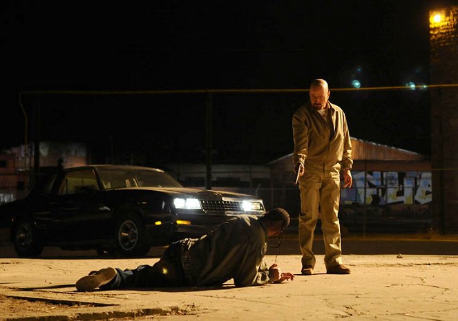 Breaking Bad - Season 3 - Half Measures - Photos - Bryan Cranston