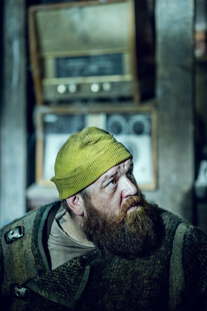 Into the Badlands - Chapter IX: Red Sun, Silver Moon - Van film - Nick Frost