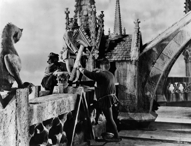 The Hunchback of Notre Dame - Van film - Aribert Wäscher