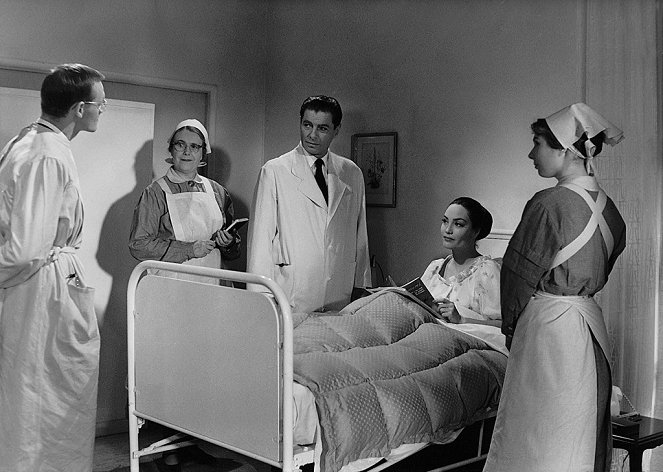 Aus dem Tagebuch eines Frauenarztes - Kuvat elokuvasta