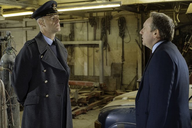 Inspector Barnaby - Alles Böse kommt von oben - Filmfotos - Pip Torrens, Neil Dudgeon