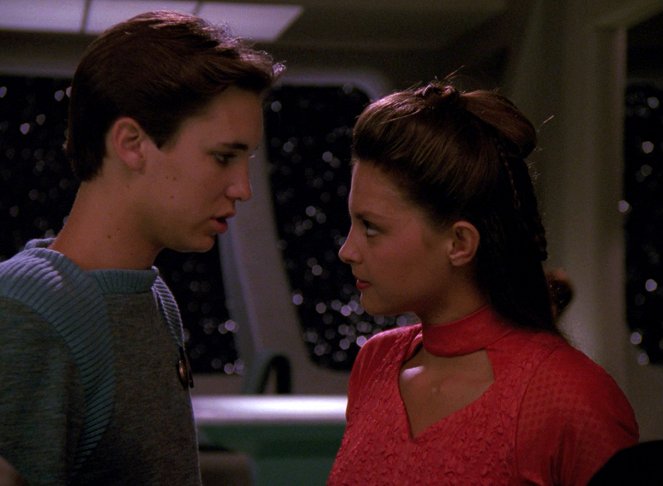 Star Trek: The Next Generation - Season 5 - The Game - Photos - Wil Wheaton, Ashley Judd