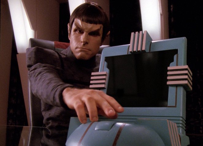 Star Trek: The Next Generation - Season 5 - Unification I - Photos - Norman Large
