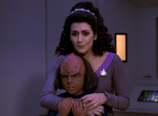 Star Trek: The Next Generation - Season 5 - Ethics - Photos - Brian Bonsall, Marina Sirtis