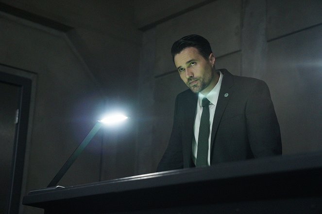 Agents of S.H.I.E.L.D. - Season 4 - What If... - Van film - Brett Dalton