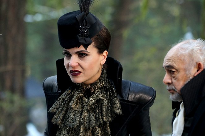 Once Upon a Time - Page 23 - Photos - Lana Parrilla, Tony Perez
