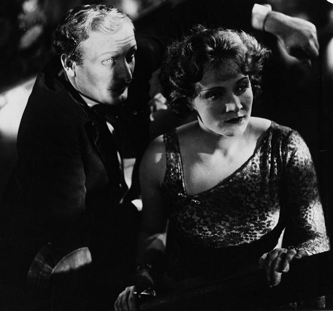 Modrý anděl - Z filmu - Hans Albers, Marlene Dietrich