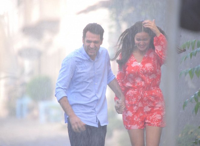 Endless Love - Photos - Murat Yıldırım, Fahriye Evcen