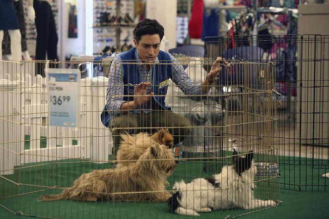 Superstore: Uma Loja de Inconveniências - Dia de Adoção de Cães - Do filme - Ben Feldman