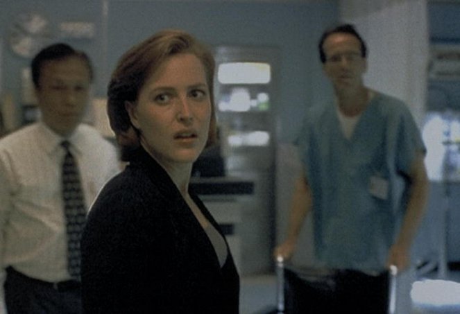 The X-Files - Salaiset kansiot - Season 6 - The Beginning - Kuvat elokuvasta - Gillian Anderson