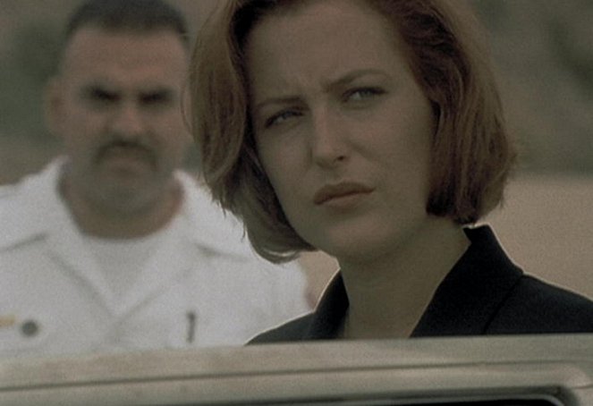 The X-Files - Season 6 - Drive - Van film - Gillian Anderson