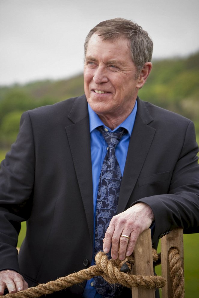 Midsomer Murders - Season 13 - The Noble Art - Photos - John Nettles