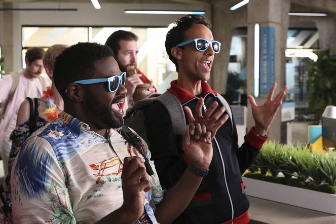 Powerless - Green Furious - De la película - Ron Funches, Danny Pudi