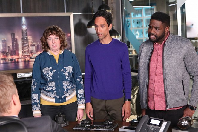 Powerless - I'ma Friend You - Filmfotók - Danny Pudi, Ron Funches