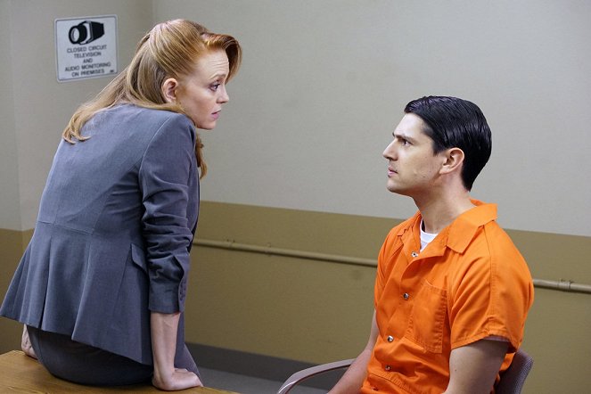 Trial & Error - An Unwelcome Distraction - Z filmu - Jayma Mays, Nicholas D'Agosto