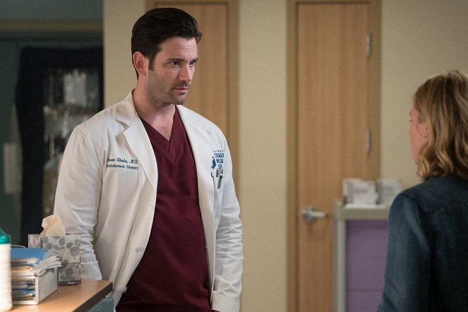 Chicago Med - Cruels dilemmes - Film - Colin Donnell