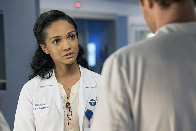 Chicago Med - Brother's Keeper - Photos - Mekia Cox