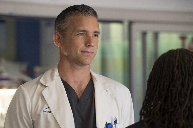 Chicago Med - Brother's Keeper - Photos - Jeff Hephner