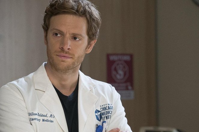 Chicago Med - Extreme Measures - Photos - Nick Gehlfuss