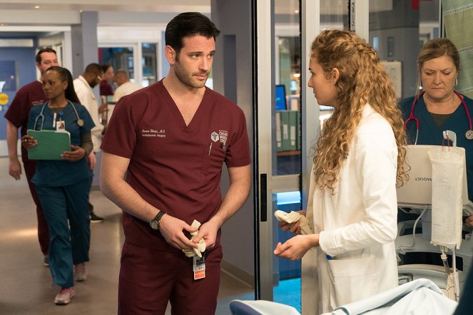 Chicago Med - Monday Mourning - Z filmu - Colin Donnell