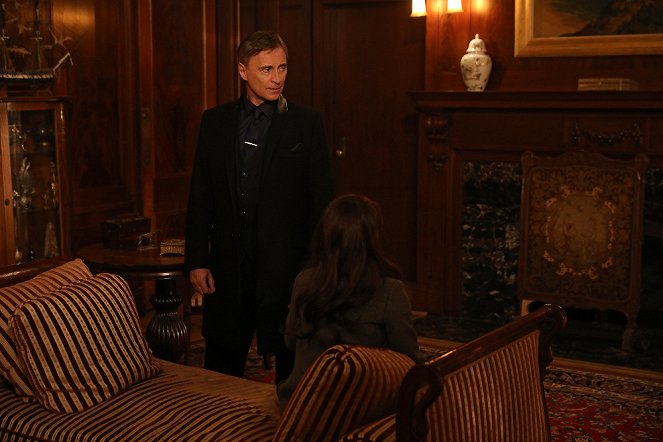 Once Upon a Time - Mother's Little Helper - Photos - Robert Carlyle