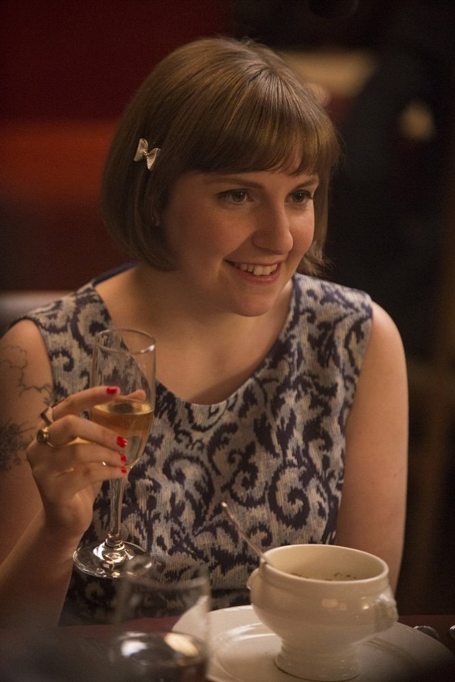 Girls - Season 4 - Iowa - Photos - Lena Dunham