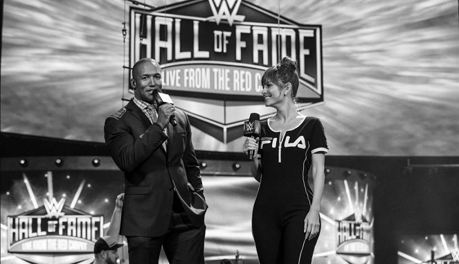 WWE Hall of Fame 2017 - Del rodaje - Bryan J. Kelly, Maria Menounos